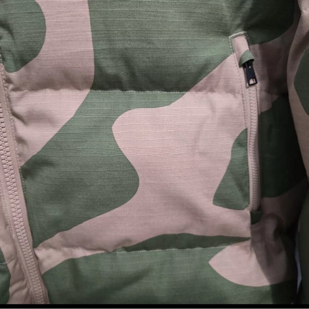 Jordan Green and Tan Camo Puffer Jacket - Picture 12 of 12